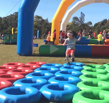 小朋友向前冲得太快，一不小心就栽跟头了
