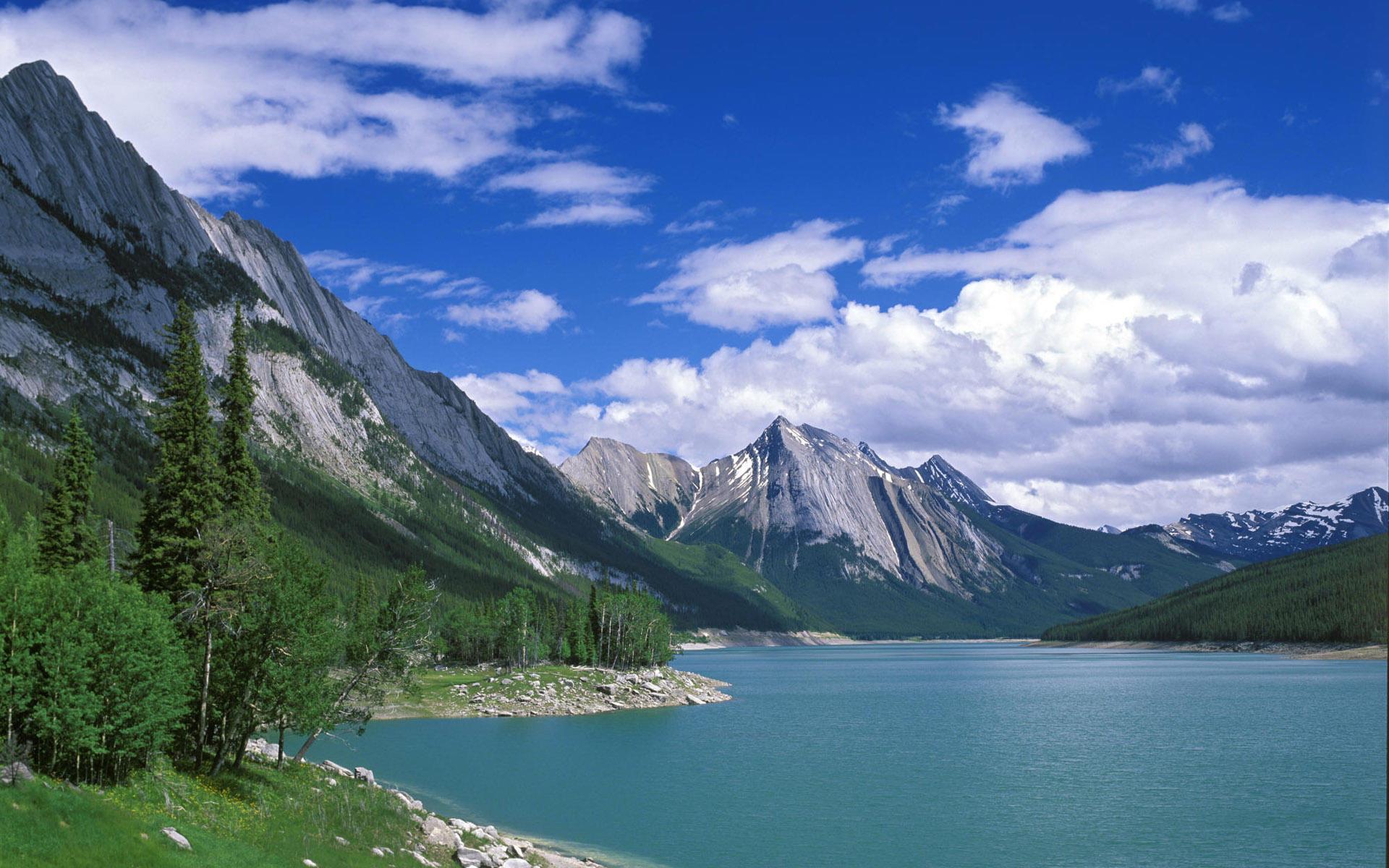 风景美如画的大山大河