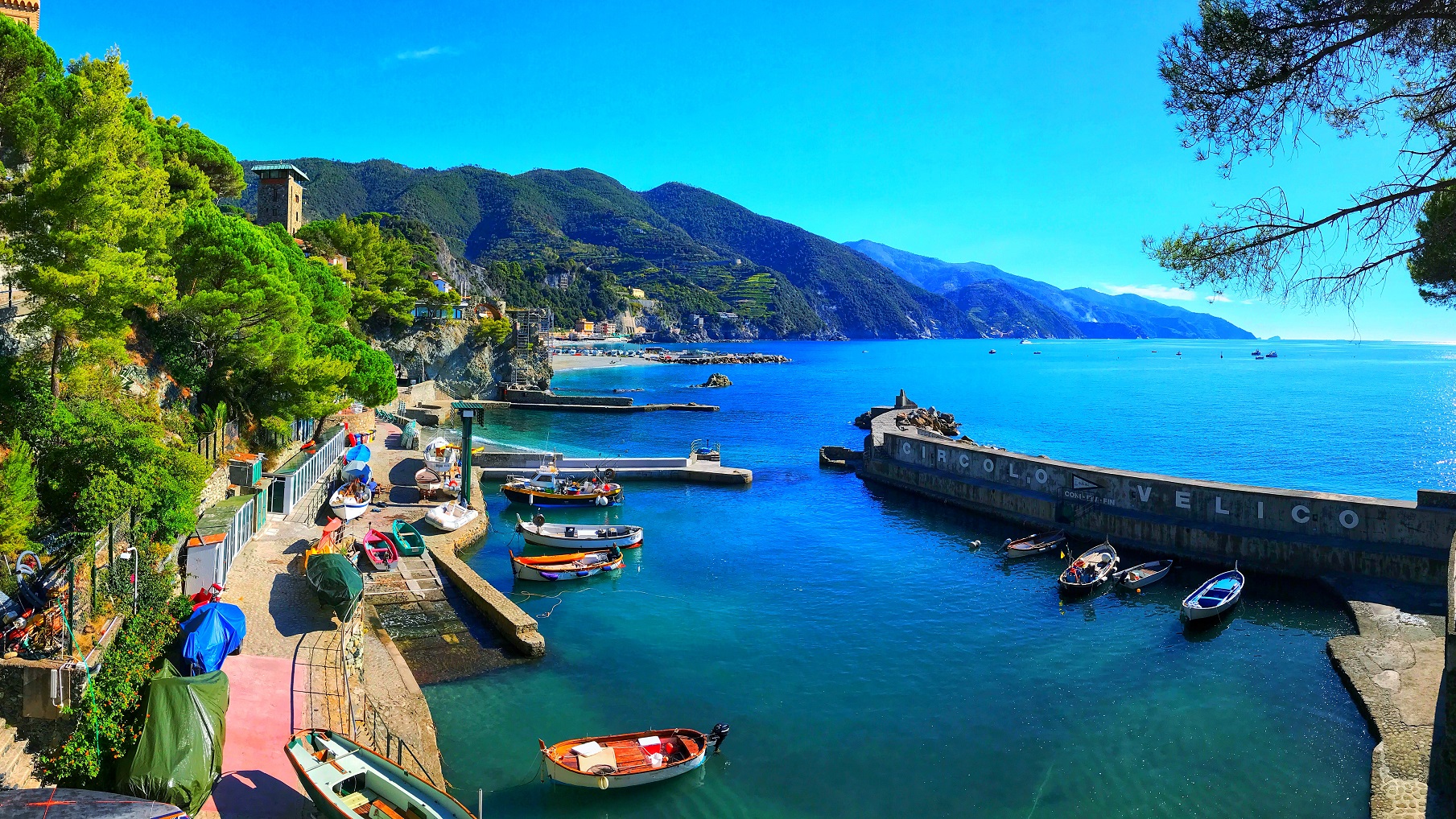 国外美丽的海边旅游小镇