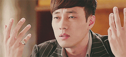 无奈的摆摆手，我该怎么办呢
