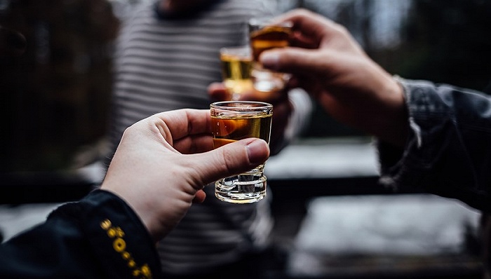 为友情为共同的事业干杯