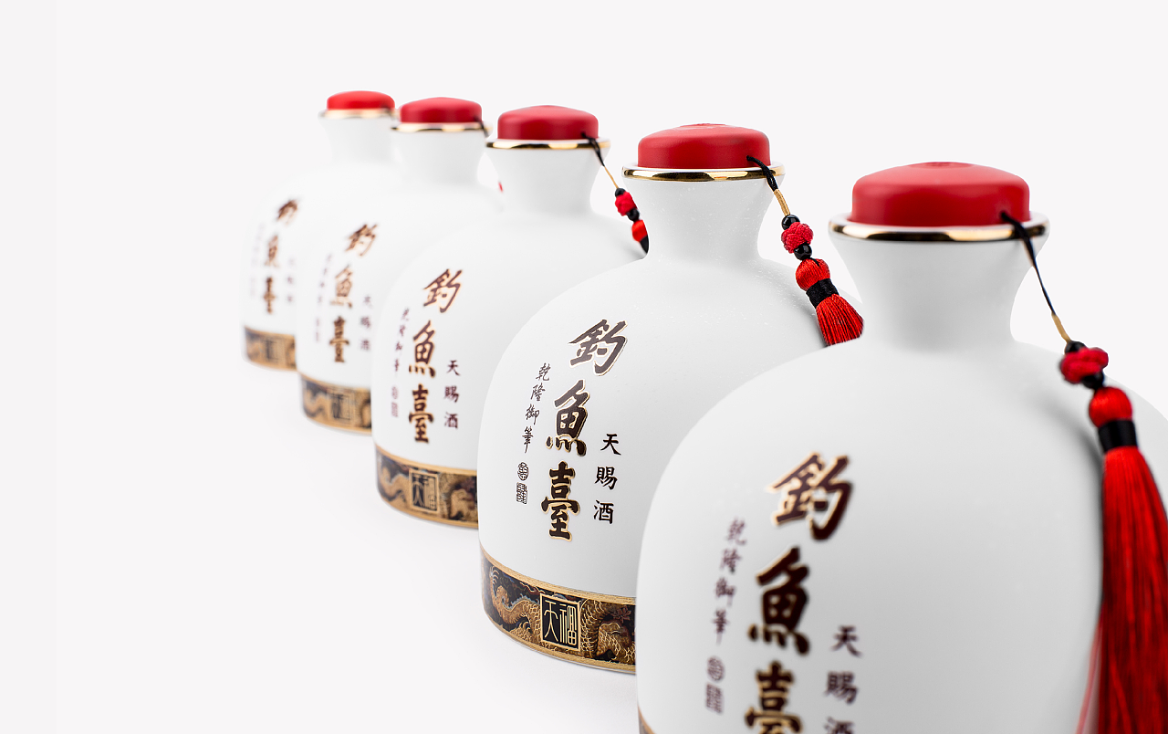 另类个性的钓鱼台天赐酒