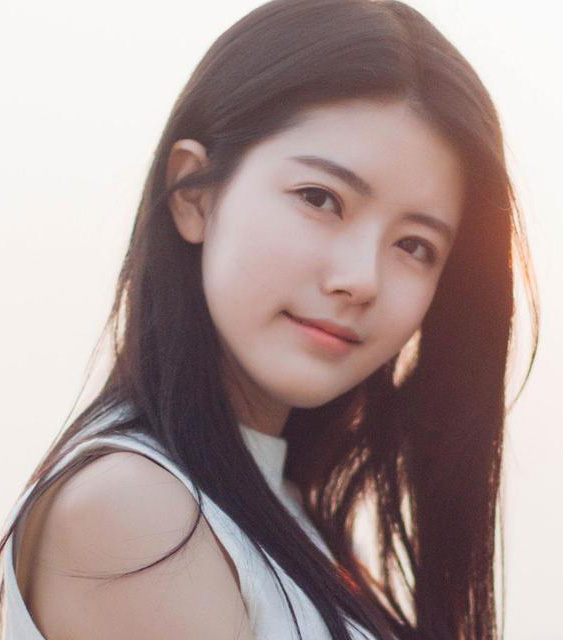 让男人看了心动的长发美女