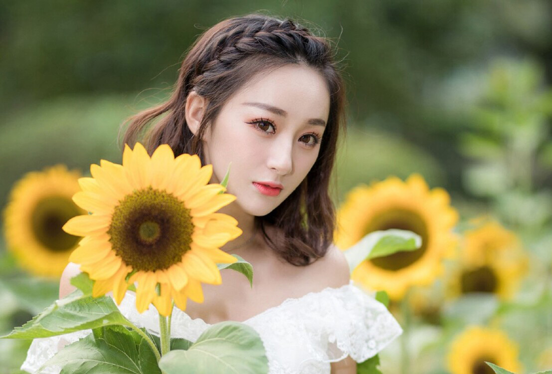 比向日葵还好看的女生