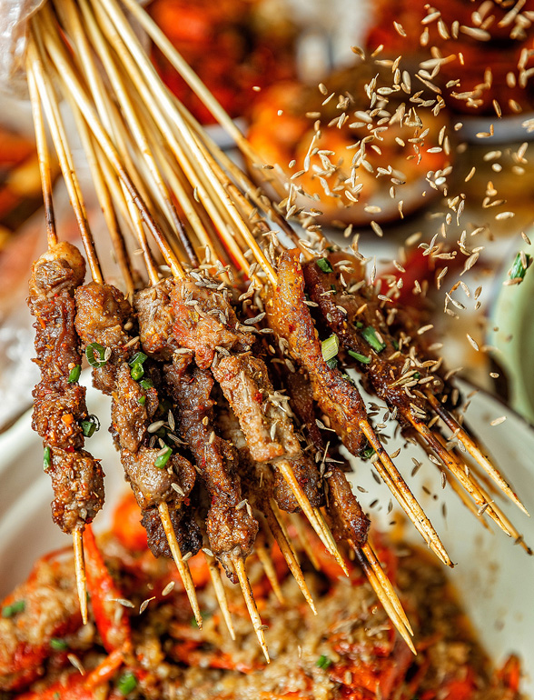 麻辣鲜香的烤肉串